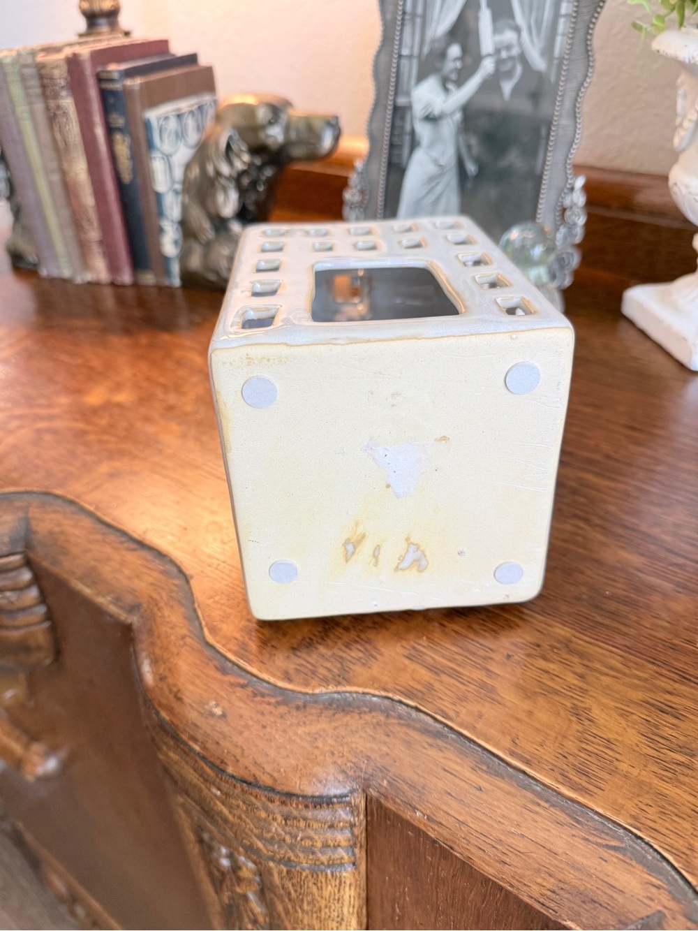 Ceramic Farmhouse House Votive Holder - Picture 7 of 13